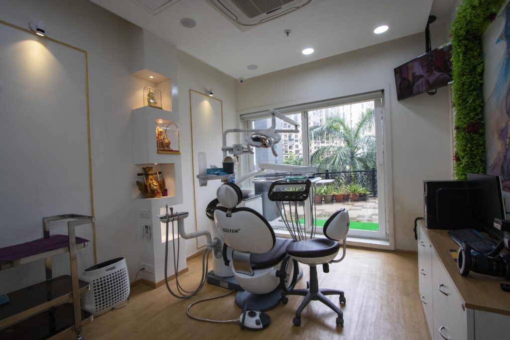 Dentist in Lokhandwala Andheri West, Mumbai Smile Concepts Dental Clinic in Lokhandwala Andheri West, Mumbai
